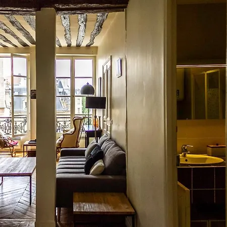 Apartment Spacious Near Saint-michel Paris